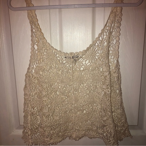 Crochet top prefect for going out everyday wear beige - Picture 2 of 4